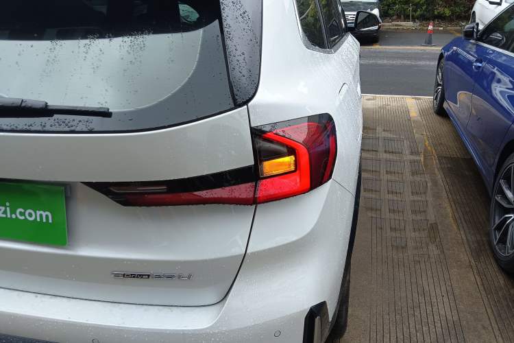 Used BMW X1 2023 sDrive25Li X Design Package Right Rear Taillight