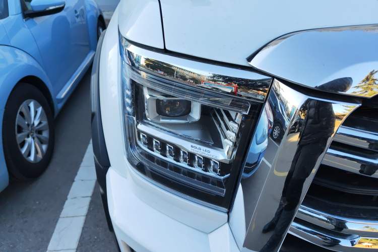 Used Haval H5 2023 2.0T Automatic All-Wheel Drive LinkedIn Gasoline
