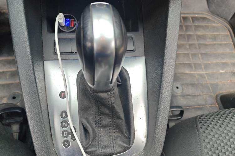 Used Volkswagen Sagitar 2014 Revised Version 1.6L Automatic Leading Edition
