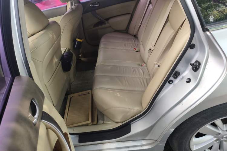 Used Nissan Teana 2011 2.5L XL Advanced Edition
