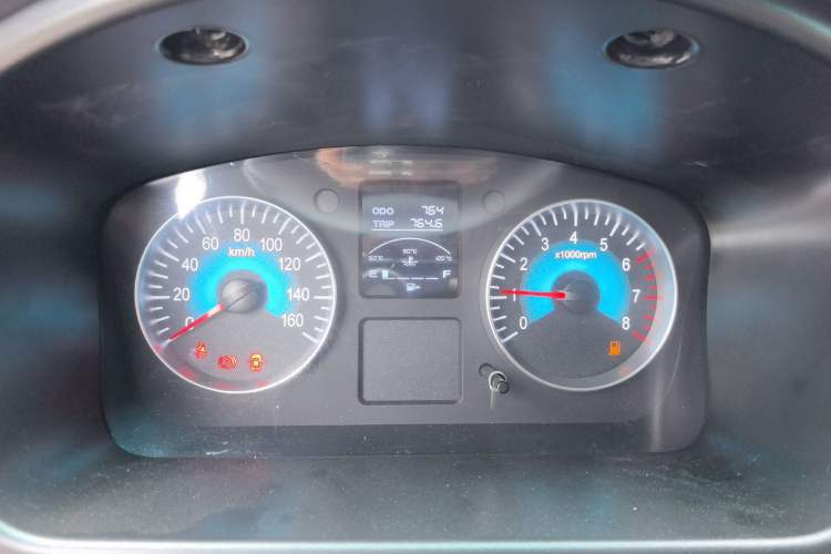 Used Jinbei Hiace X30 2024 1.5L Wealthy-Style Passenger Van 5/6/7 Seater