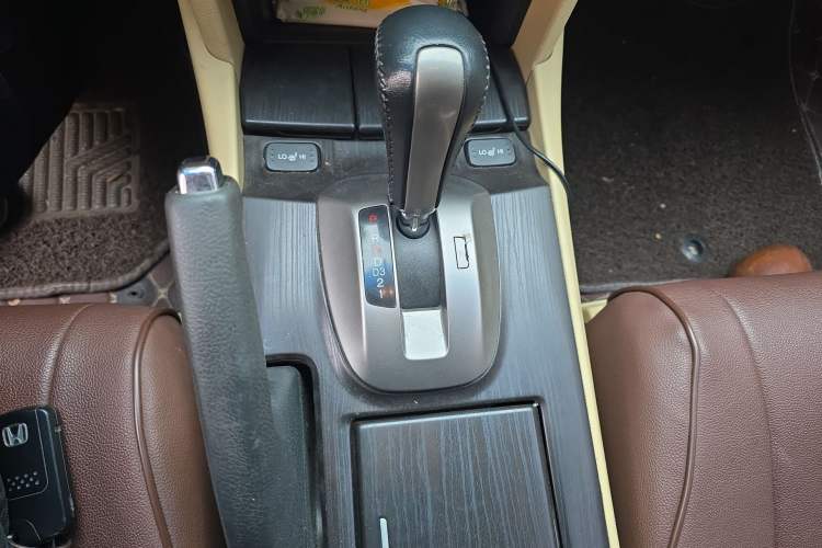 Used Honda Crosstour 2012 2.4L Luxury Edition
