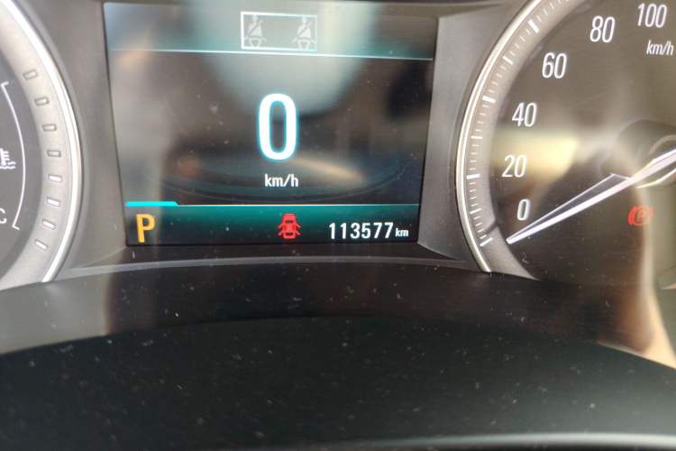 Used Buick GL6 2018 18T 6-Seater Elite Model
