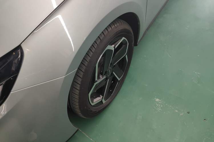 Used BYD Seal 06 New Energy 2024 DM-i 120KM Flagship Model Exterior 4