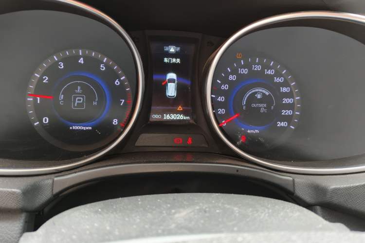 Used Hyundai Santa Fe 2013 2.4L Automatic 4x4 Prestige Edition