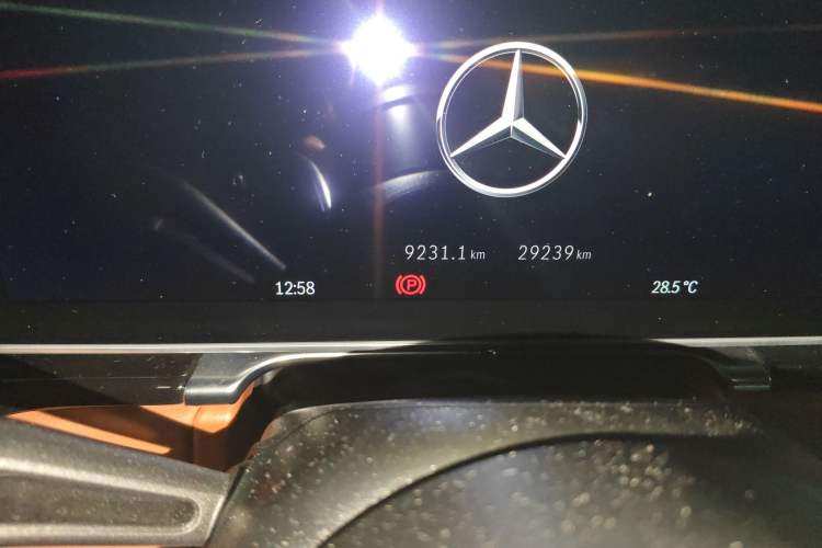 Used Mercedes-Benz S-Class 2023 S 400 L Luxury Model Odometer Close Up