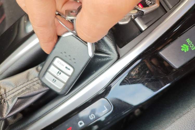 Used Honda Crider 2019 180 Turbo CVT Luxury Edition China VI Emission Standard