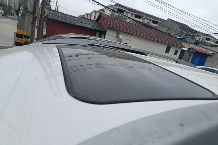 Used Hyundai ix35 2015 2.0L Automatic 2WD Smart Version China V Standard
