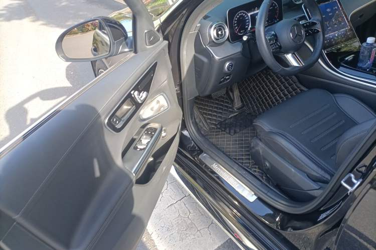 Used Mercedes-Benz C-Class 2023 C 260 L Sport Edition Driver Seat