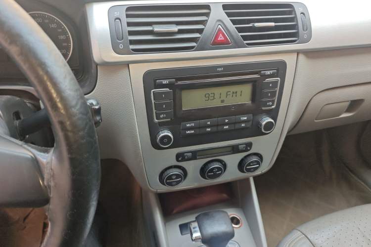 Used Volkswagen Bora 2011 1.6L Automatic Luxury Model