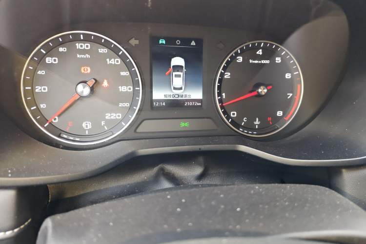 Used Roewe i5 2019 1.5L Manual 4G Connect Leehao Flagship Edition