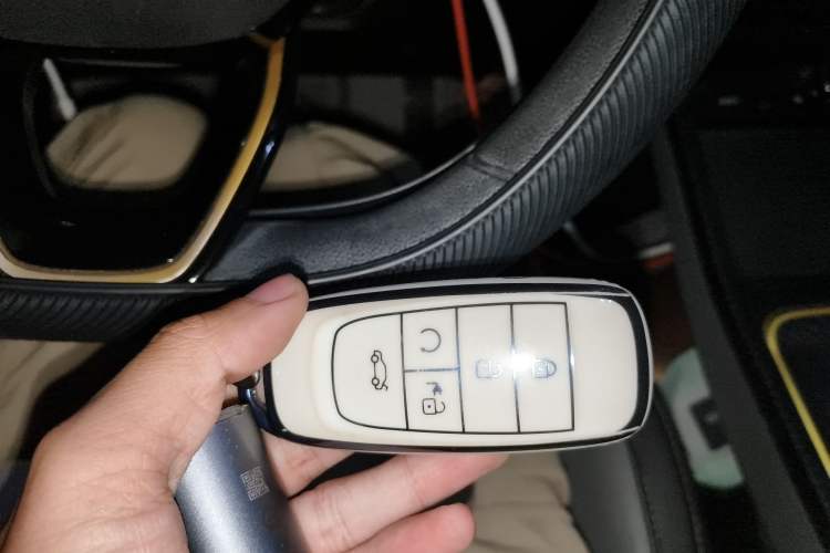 Used AION Y 2021 70 Intelligent Edition