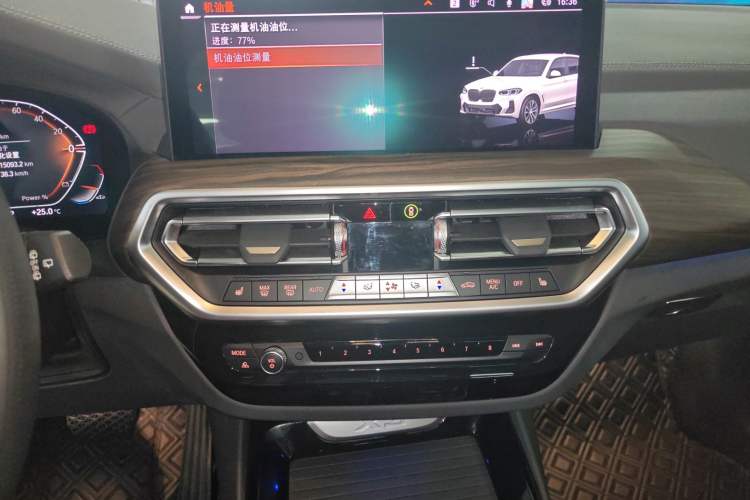 Used BMW X3 2023 Restyled xDrive30i Leading Edition M Night Sky Package Audio And AC Panel