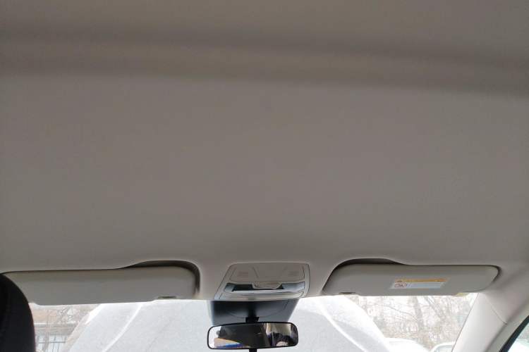 Used Hongqi E-QM5 2023 Base Travel Edition
