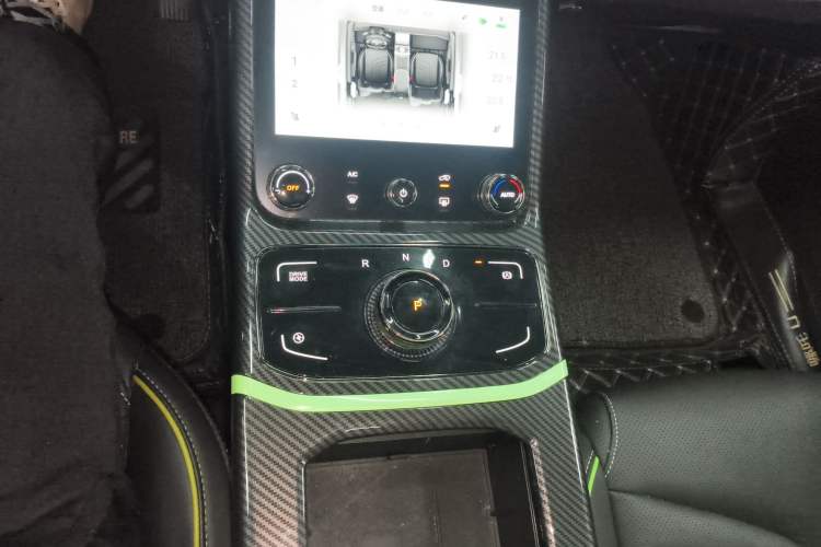 Used NETA U 2022 Zhi610 Pro Ternary Lithium
