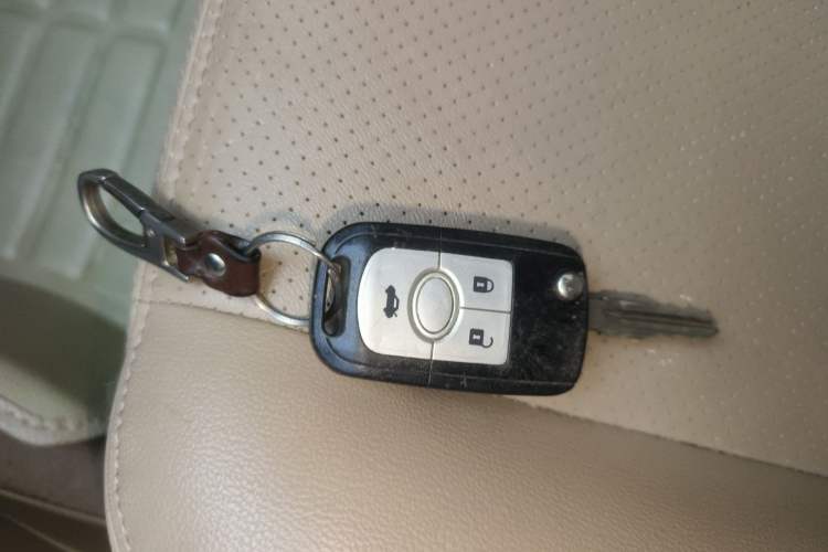 Used Buick Excelle 2011 1.6 LE-MT
