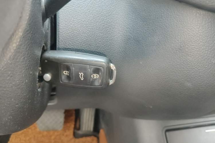 Used Volkswagen Tiguan 2015 1.8TSI Automatic All-Wheel Drive Comfort Edition Vehicle Key