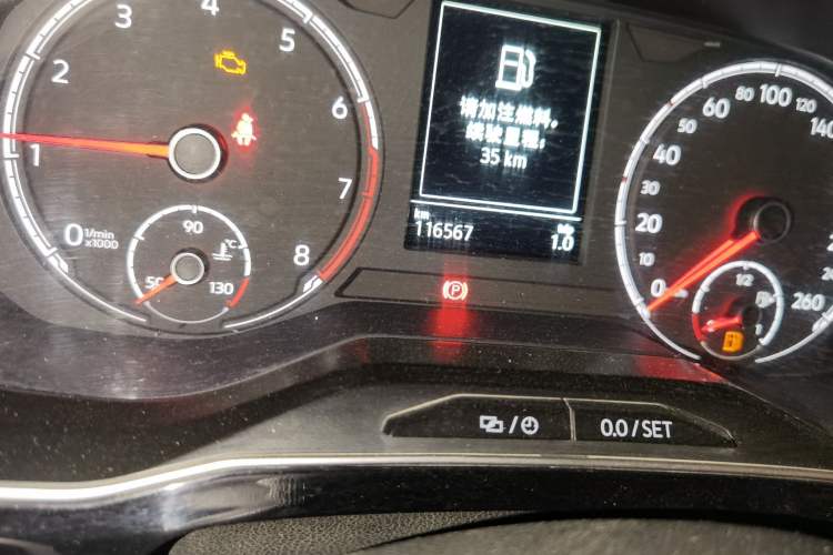 Used Jetta VS7 2020 1.4T Automatic Entry-Level Trim Odometer Close Up