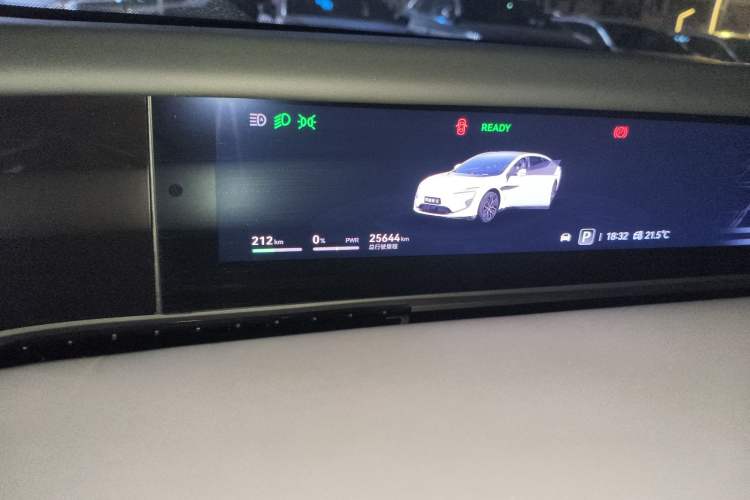 Used Avatr 12 2023 700 Three-Laser Rear-Wheel Drive Luxury Edition
