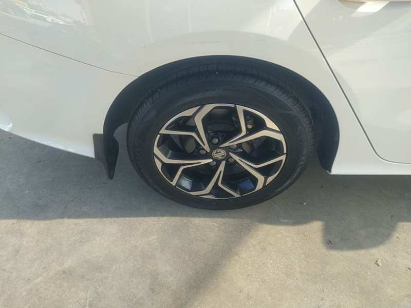 Used MG 5 2022 180 DVVT CVT Youth Luxury Edition — 25