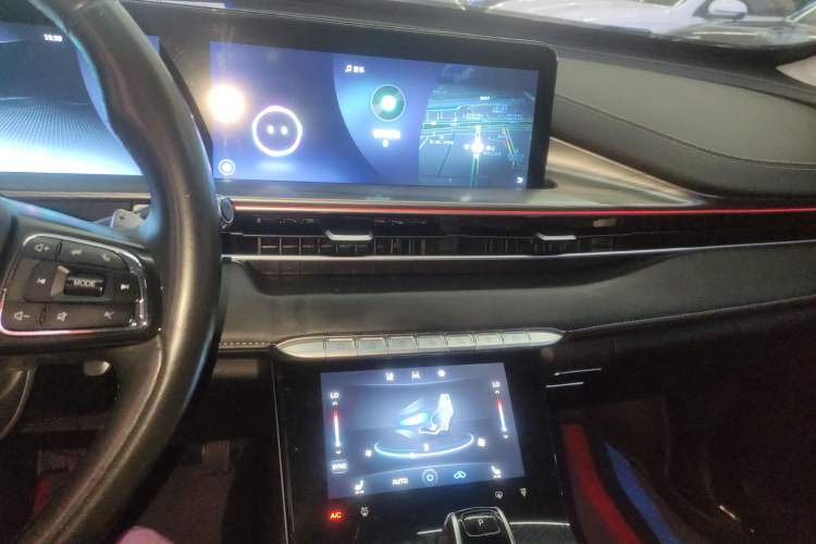 Used Chery Tiggo 8 PLUS 2022 290TGDI DCT Luxury Edition