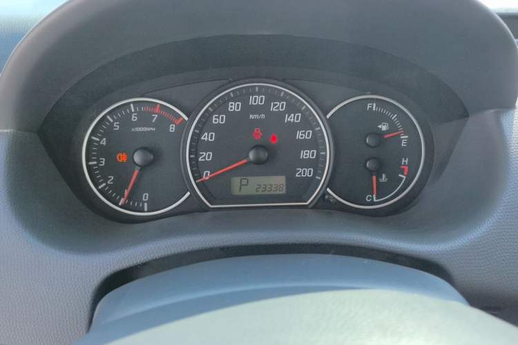 Used Suzuki Swift 2016 1.5L Automatic Fashionable Coolplay Edition
