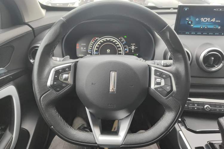 Used Wey VV7 2017 2.0T Luxury Model
