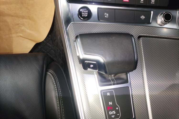 Used Audi A6L 2021 45 TFSI Prestige Dynamic Edition Gear Lever