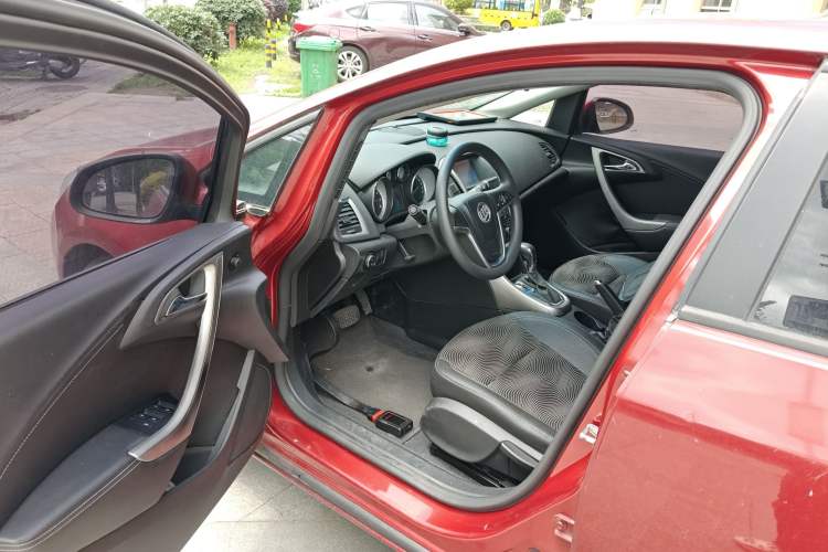 Used Buick GT 2014 XT 1.6L Automatic Fashion Edition