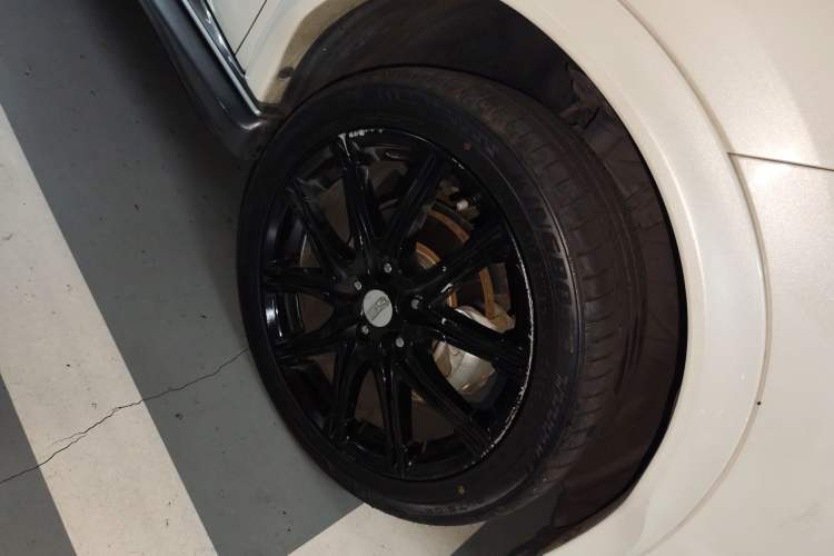 Used Infiniti ESQ 2014 1.6L Spontaneous Edition
