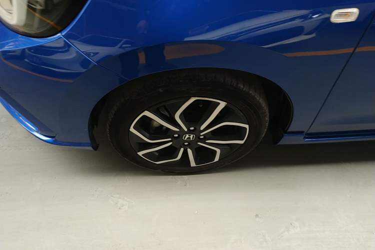 Used Honda LIFE 2021 1.5L CVT SPORT Heartbeat Edition Exterior 4