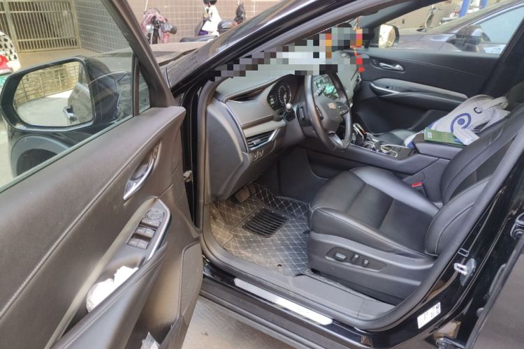 Used Cadillac XT4 2018 28T Two-Wheel Drive Leading Version
