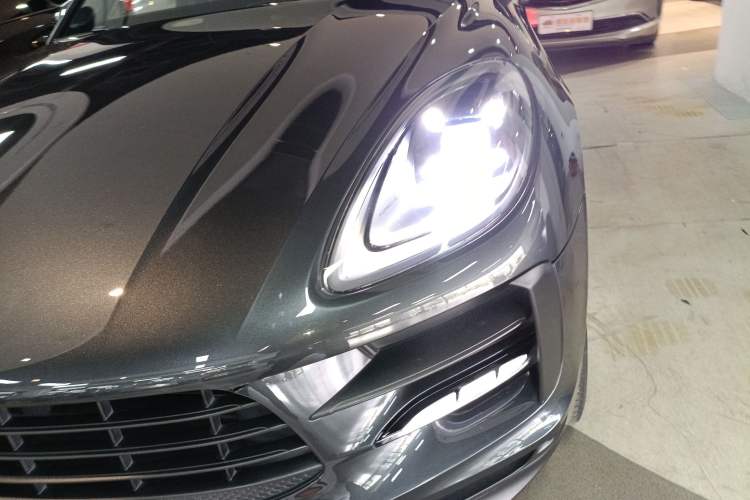 Used Porsche Macan 2021 Macan 2.0T