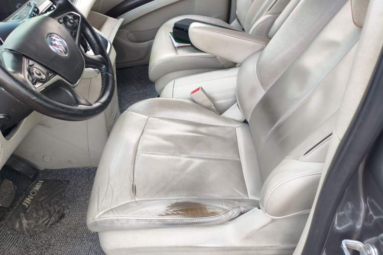 Used Buick GL8 2020 Land Business Class 652T Luxury Model Left Front Seat