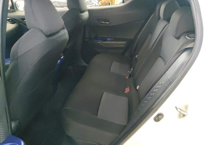 Used Toyota IZOA 2021 Dual-Motor 2.0L Yixiang Edition