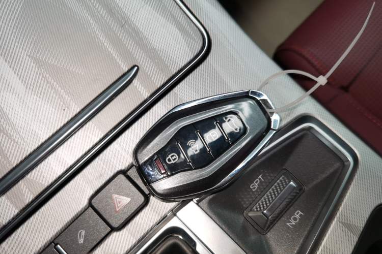 Used JETOUR X70 PLUS 2025 1.5T CVT Flagship PRO 5-Seater