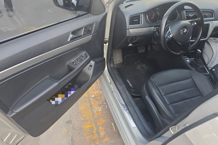 Used Volkswagen Lavida 2017 1.6L Automatic Comfort Edition Driver Seat