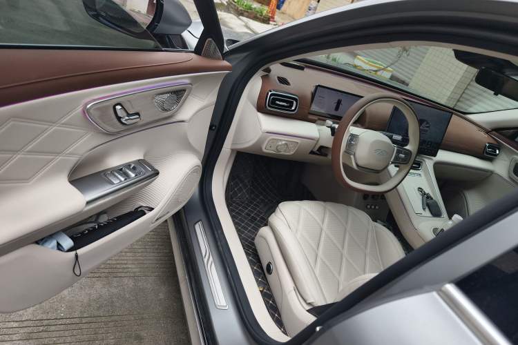 Used Chery Fulwin A9L 2025 Model, 260 Boya Luxury Edition
