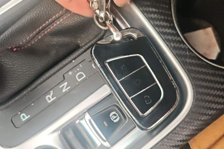 Used JAC Group Refine S7 2018 Super Edition 251T Automatic Smart Connectivity Model Vehicle Key