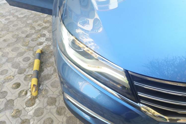 Used Roewe RX5 2018 20T Two-Wheel Drive Manual Flagship Edition
