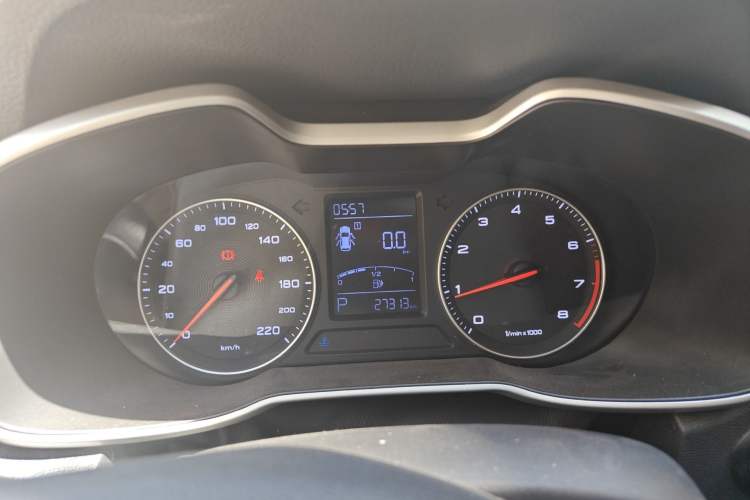 Used MG ZS 2018 1.5L Automatic Luxury Edition China V Standard
