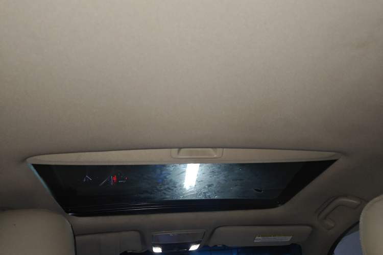 Used Honda Accord 2015 2.0L LX Comfort Edition Headliner