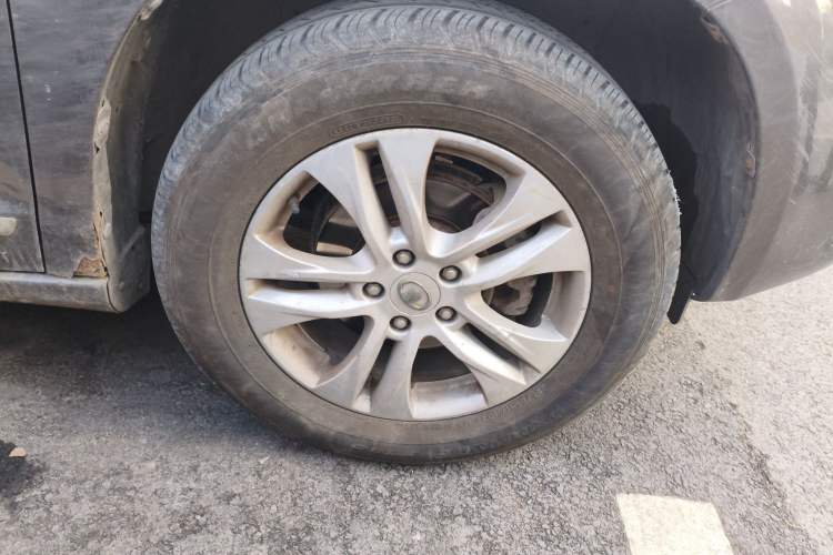 Used Haval H6 2011 2.0L Manual Two-Wheel Drive Urban Version