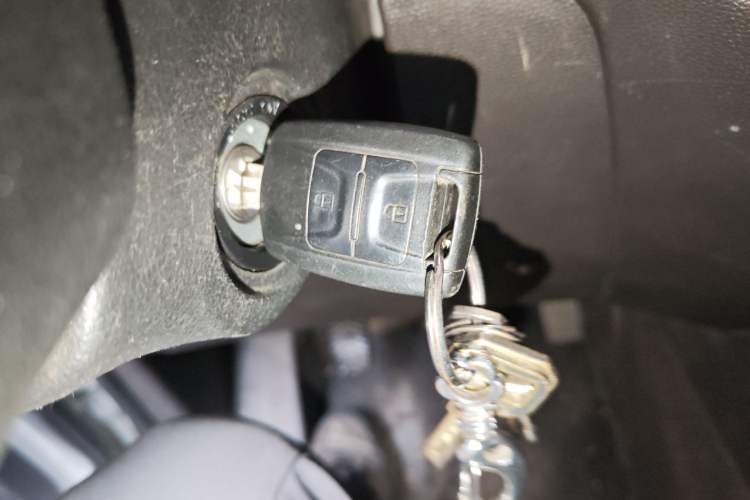 Used Wuling Hongguang V 2019 1.5L Jingqu Version China VI LAR