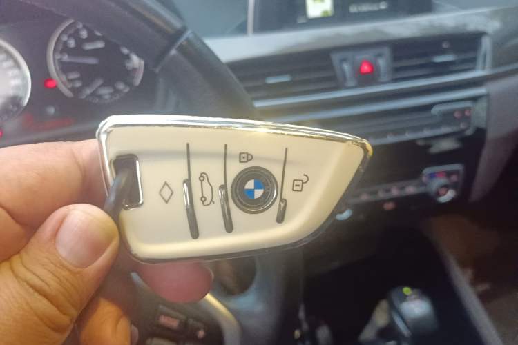 Used BMW X1 2019 sDrive18Li Premium Edition
