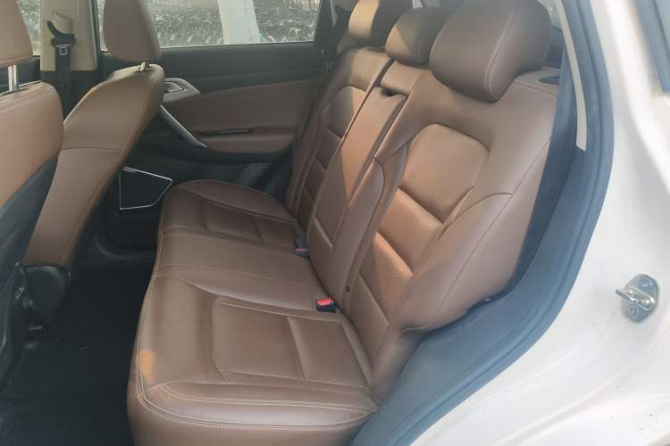 Used Geely Auto Emgrand X7 Sport 2016 1.8TD Automatic ZhiZun Version