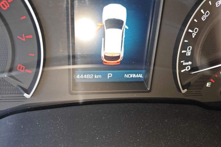 Used Wey VV5 2019 Upgraded Model 2.0T Two-Wheel Drive Ultra-Luxury Version China V Standard
