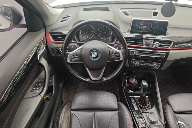 Used BMW X1 2016 xDrive20Li Luxury Model
