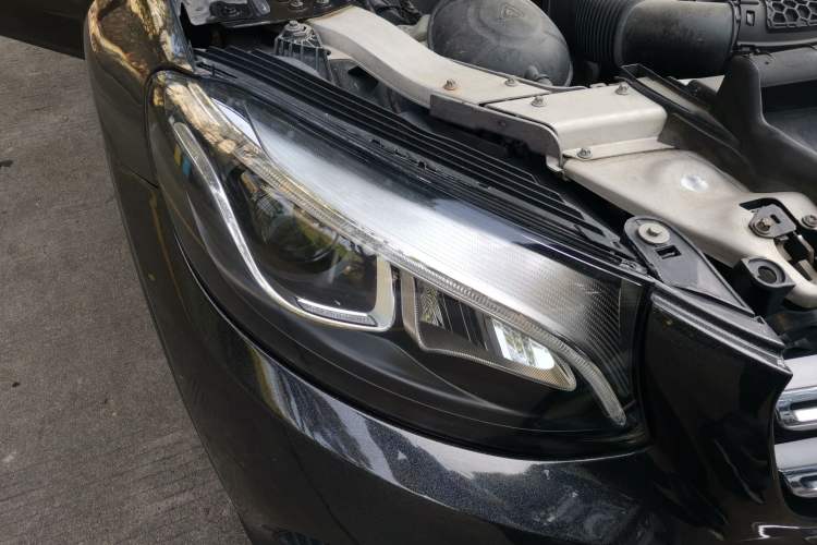 Used Mercedes-Benz GLC 2016 GLC 260 4MATIC Luxury Model