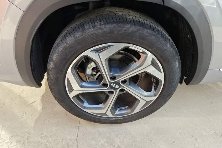 Used Geely Auto Monjaro L 2024 2.0TD High-Power Automatic Two-Wheel Drive Yunqi Version